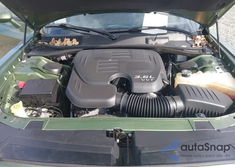 2021 Dodge Challenger Sxt z USA, uszkodzony, nr VIN 2C3CDZAG8MH586809